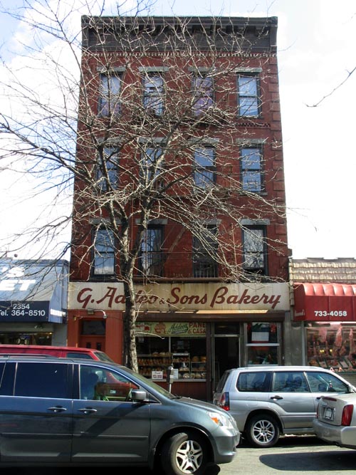 G. Addeo & Sons Bakery, 2352 Arthur Avenue, Belmont, The Bronx