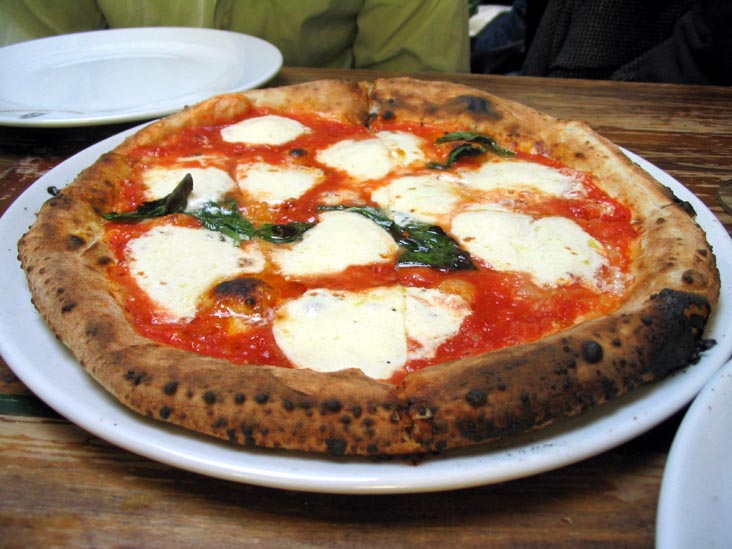 Margherita Pizza, Trattoria Zero Otto Nove, 2357 Arthur Avenue, Belmont, The Bronx