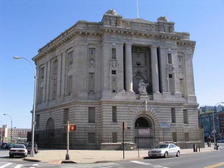 Bronx Borough Courthouse, East 161st Street, Brook Avenue and Third Avenue, Melrose, The Bronx