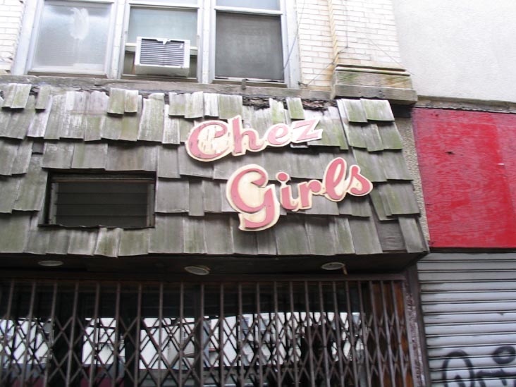 Chez Girls, 4824 New Utrecht Avenue, Borough Park, Brooklyn