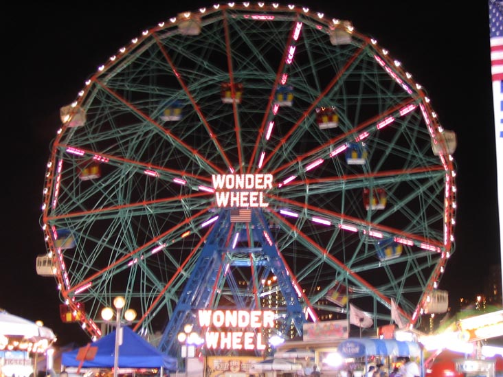 Wonder Wheel, Coney Island, Brooklyn, July 9, 2004