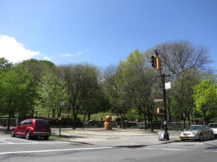 Entrance, Washington Park and Myrtle Avenue, Fort Greene Park, Fort Greene, Brooklyn, May 5, 2013