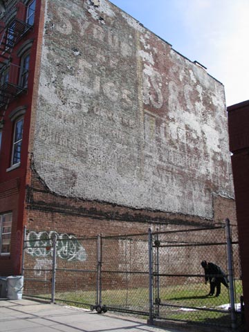 Ghost, South Side of Greenpoint Avenue, East of Franklin Street, Greenpoint, Brooklyn, February 7, 2005