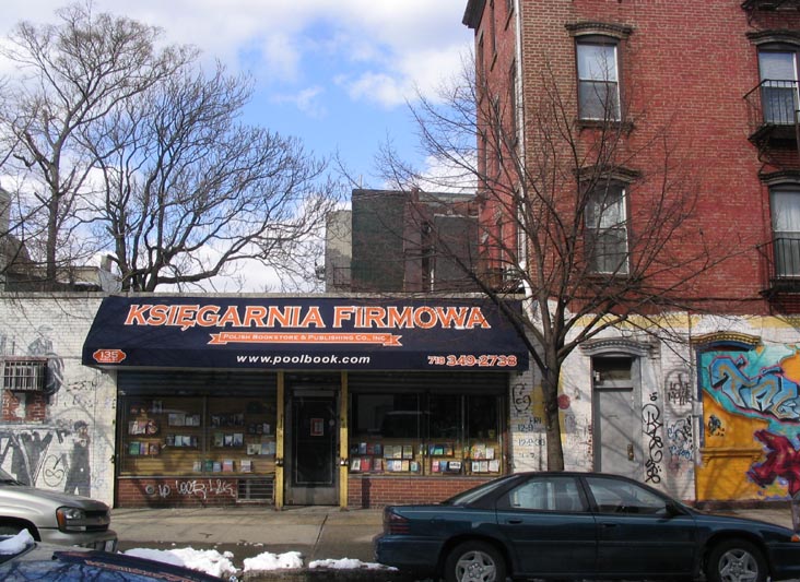 Ksiegarnia Firmowa, 135 India Street, Greenpoint, Brooklyn, February 25, 2005