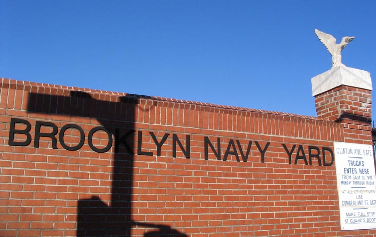 Brooklyn Navy Yard, Clinton Avenue Gate