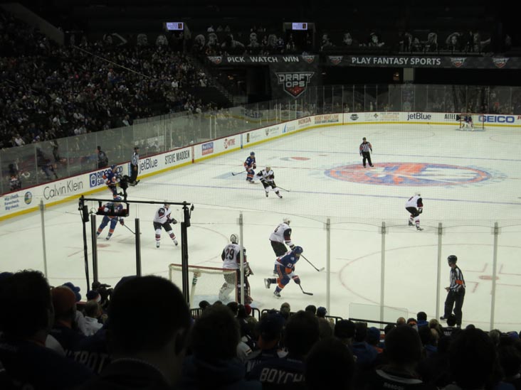 New York Islanders vs. Arizona Coyotes, Barclays Center, Prospect Heights, Brooklyn, November 16, 2015