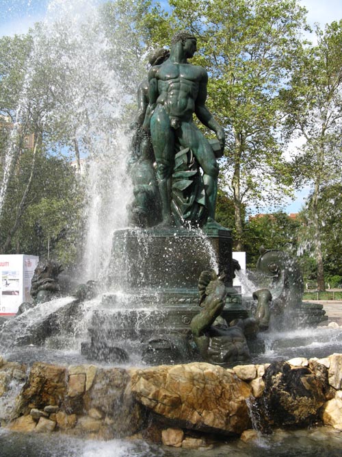 Bailey Fountain, Grand Army Plaza, Brooklyn, September 11, 2008