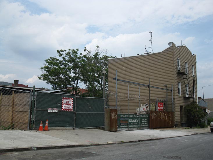 North Side of Maujer Street Between Waterbury Street and Morgan Avenue, North Brooklyn Industrial Business Zone, Williamsburg, Brooklyn