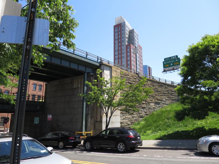 Brooklyn-Queens Expressway From Washington Street Between Prospect Street and York Street, DUMBO, Brooklyn, May 25, 2014