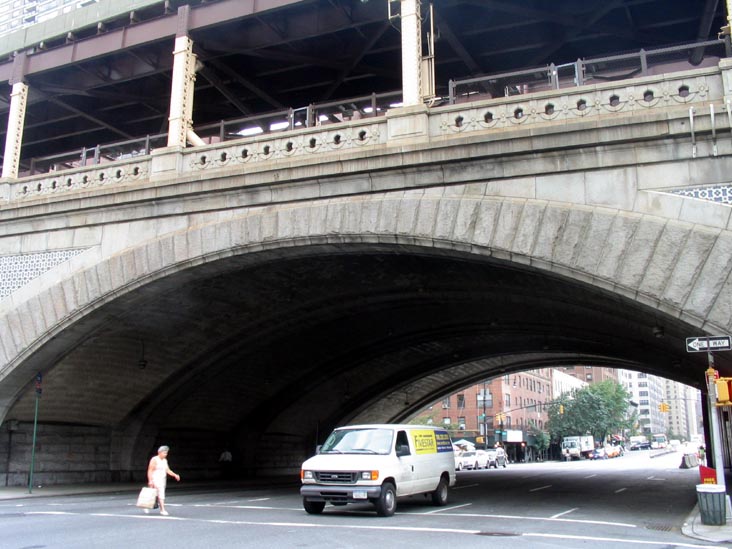 Queensboro Bridge, First Avenue and 59th Street, Upper East Side, Manhattan, August 28, 2007