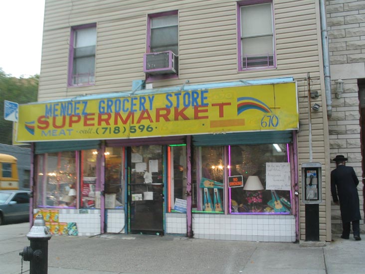 Mendez Grocery Store, 670 Myrtle Avenue, Brooklyn