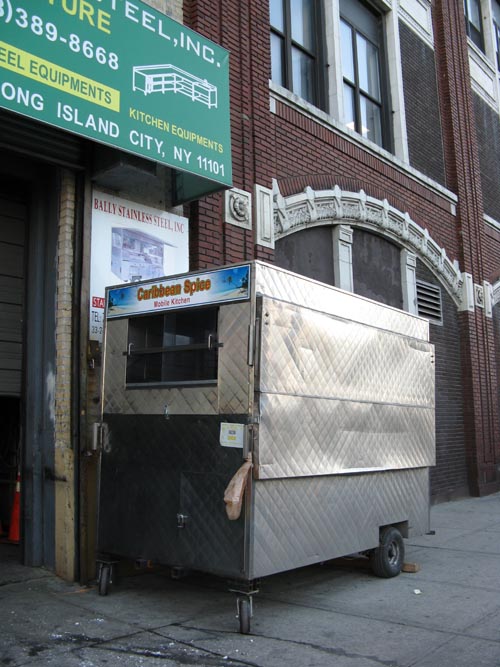 Food Cart, Northern Boulevard, Long Island City, Queens, December 8, 2008