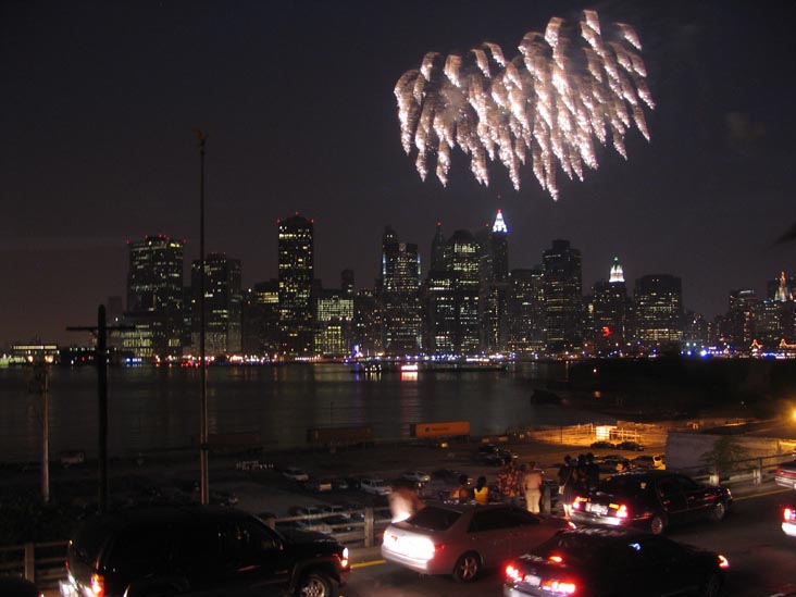 Macy's 4th of July Fireworks, Brooklyn Heights, Brooklyn, July 4, 2006