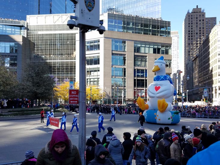 The Aflac Duck, Macy's Thanksgiving Day Parade, Columbus Circle, Midtown Manhattan, November 23, 2017