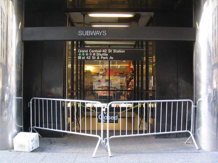 Grand Central-42nd Street Subway Station, Lexington Avenue Entrance, Transit Strike, December 22, 2005