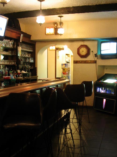 Bar, Forlini's, 93 Baxter Street, Chinatown, Lower Manhattan