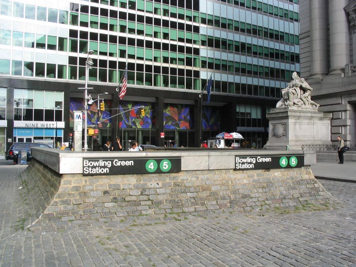 Entrance, Bowling Green Subway Station, Financial District, Lower Manhattan, August 2004