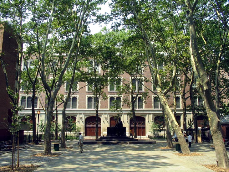 Governor Alfred E. Smith Park, Lower East Side, Manhattan