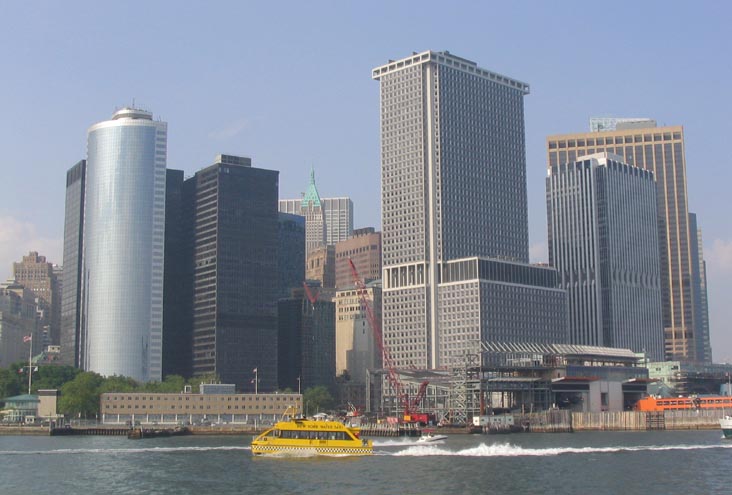 One New York Plaza (center), Lower Manhattan Waterfront