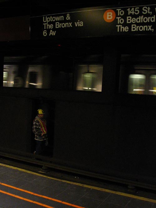 F-B-D Platform, 34th Street-Herald Square Subway Station, Midtown Manhattan, December 17, 2005