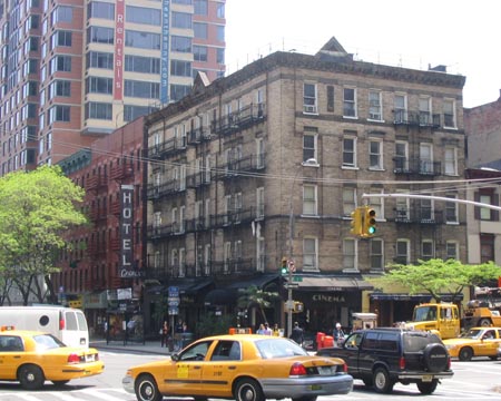 Third Avenue and 34th Street, SE Corner, Midtown Manhattan