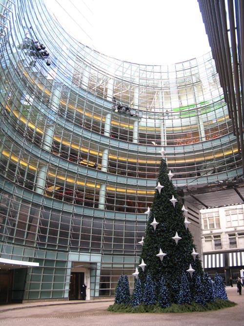 Bloomberg Tower/One Beacon Court, 731 Lexington Avenue Between East 58th and 59th Streets, Midtown Manhattan, December 1, 2008