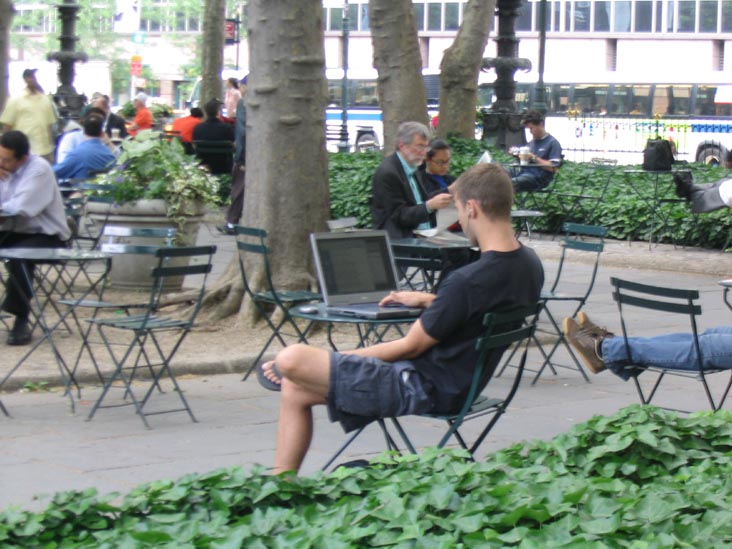 Wi-Fi, Bryant Park, Midtown Manhattan