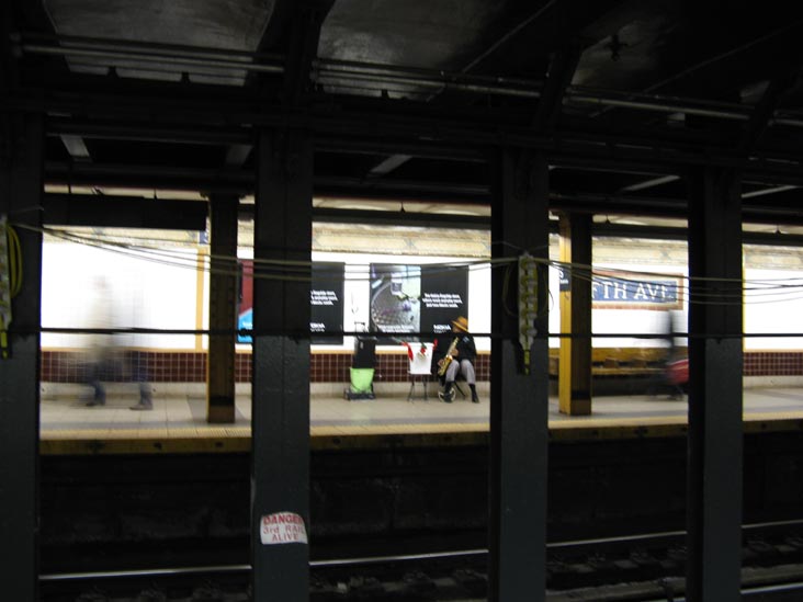 Musician, Brooklyn-Bound Platform, Fifth Avenue-59th Street Subway Station, Midtown Manhattan, December 16, 2008