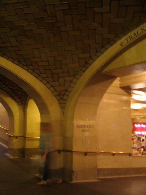 Whispering Gallery, Grand Central Terminal, Midtown Manhattan, August 13, 2006