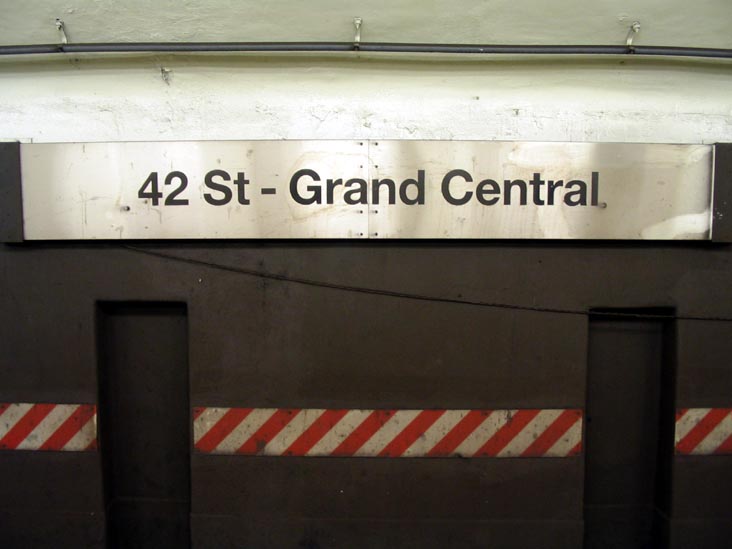 7 Train Platform, Grand Central-42nd Street Subway Station, Midtown Manhattan, February 3, 2008, 3:00 a.m.