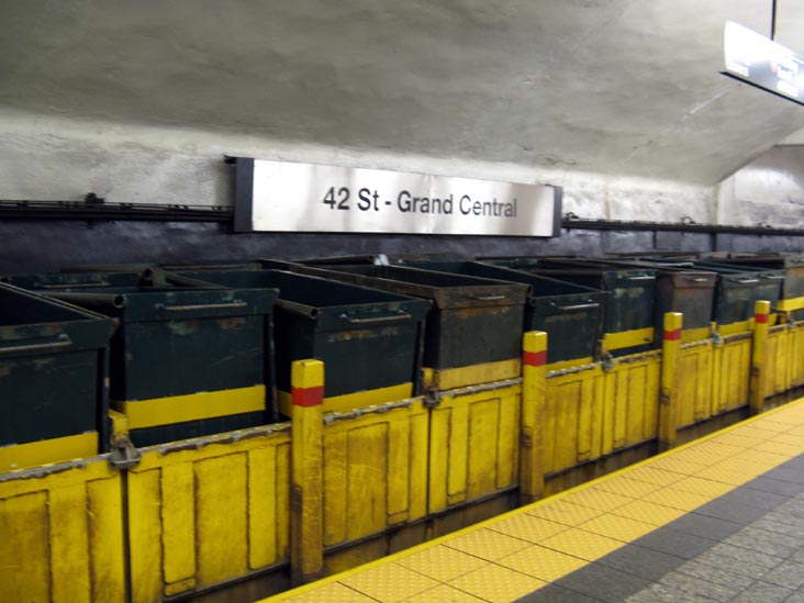 Trash Train, 7 Train Platform, Grand Central-42nd Street Subway Station, Midtown Manhattan, May 31, 2008