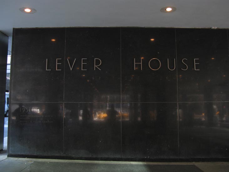 Lever House, 390 Park Avenue, Midtown Manhattan, February 25, 2009