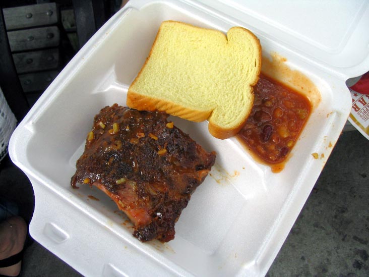 Baby Back Ribs & Beans, 17th Street Bar & Grill, 5th Annual Big Apple Barbecue Block Party, Madison Square Park, Midtown Manhattan, June 10, 2007