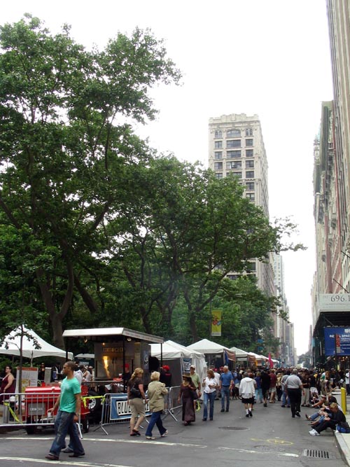 Looking West Down 26th Street From Madison Avenue, 5th Annual Big Apple Barbecue Block Party, Madison Square Park, Midtown Manhattan, June 10, 2007