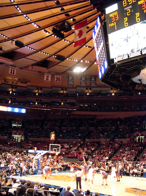 Second Quarter, New York Knicks vs. Charlotte Bobcats, Madison Square Garden, Midtown Manhattan, April 9, 2008