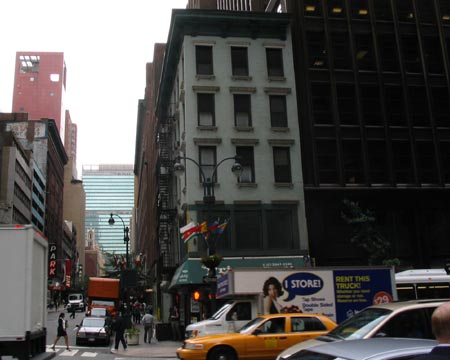 Third Avenue and 43rd Street, SE Corner, Midtown Manhattan