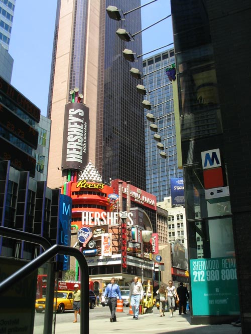 47th Street and Broadway, NE Corner, Times Square, Midtown Manhattan