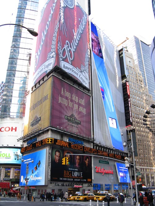 One Times Square From 42nd Street and Broadway, Times Square, Midtown Manhattan, January 21, 2009