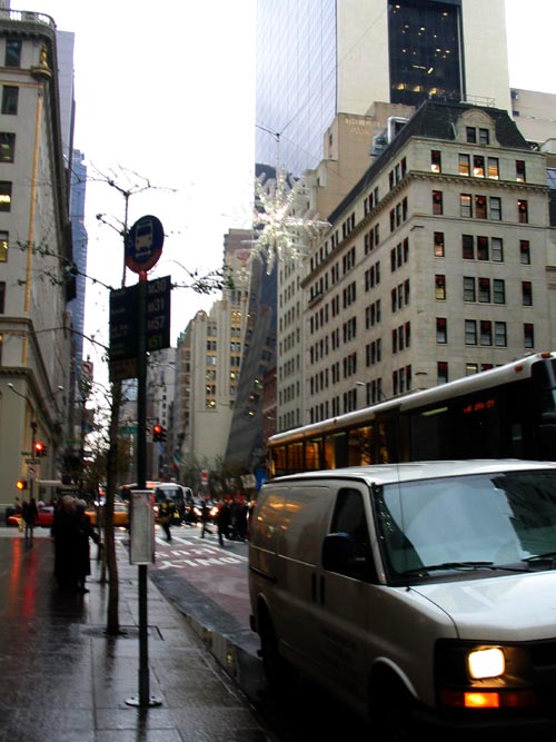 UNICEF Snowflake, Fifth Avenue and 57th Street, Midtown Manhattan, November 26, 2007
