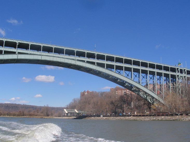 Henry Hudson Bridge, Spuyten Duyvil Swing Bridge, Harlem River, New York