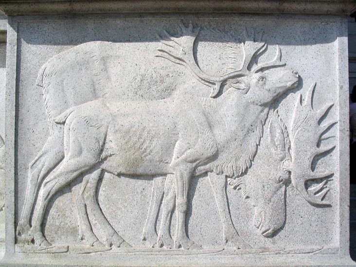 Frieze, American Museum of Natural History, Upper West Side, Manhattan, October 8, 2004