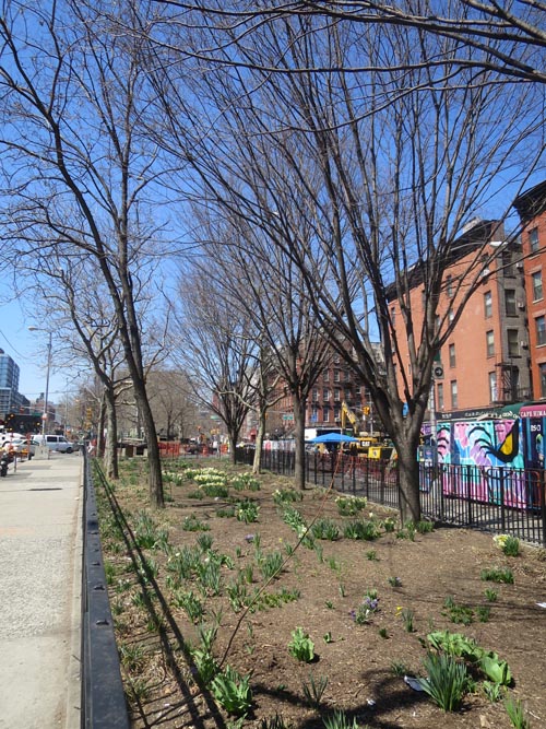 First Park, Houston Street, East 1st Street and First Avenue, East Village, Manhattan, April 10, 2014