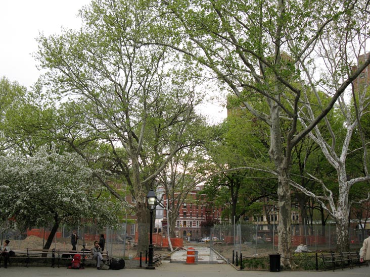 Washington Square Park, Greenwich Village, Manhattan, April 15, 2010