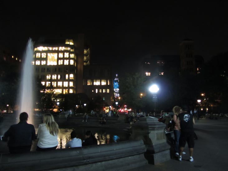 Fountain, Washington Square Park, Greenwich Village, Manhattan, September 14, 2012