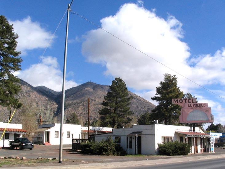 El Pueblo Motel, 3120 East Route 66, Flagstaff, Arizona