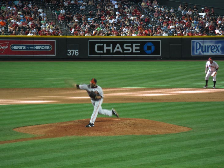 Sergio Romo Pitching, Arizona Diamondbacks vs. San Francisco Giants, Chase Field, Phoenix, Arizona, April 17, 2011