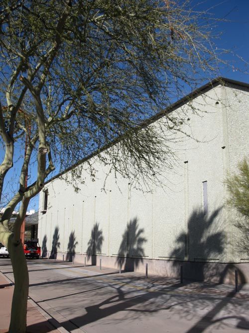 Phoenix Art Museum, 1625 North Central Avenue, Phoenix, Arizona, February 11, 2011