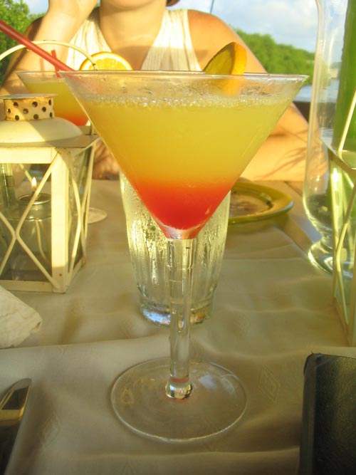 Sunset Martini, Marandi Restaurant, Bucutiweg 50, Aruba