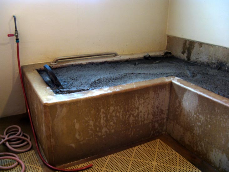 Mud Bath, Golden Haven Hot Springs Spa & Resort, 1713 Lake Street, Calistoga, California