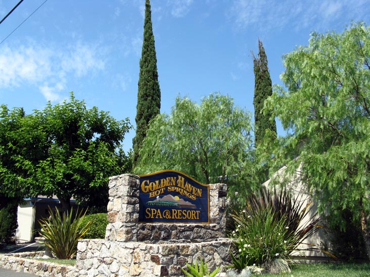 Golden Haven Hot Springs Spa & Resort, 1713 Lake Street, Calistoga, California